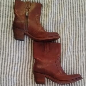 Frye Women's Ankle Brown Leather Boots Sz 7 B